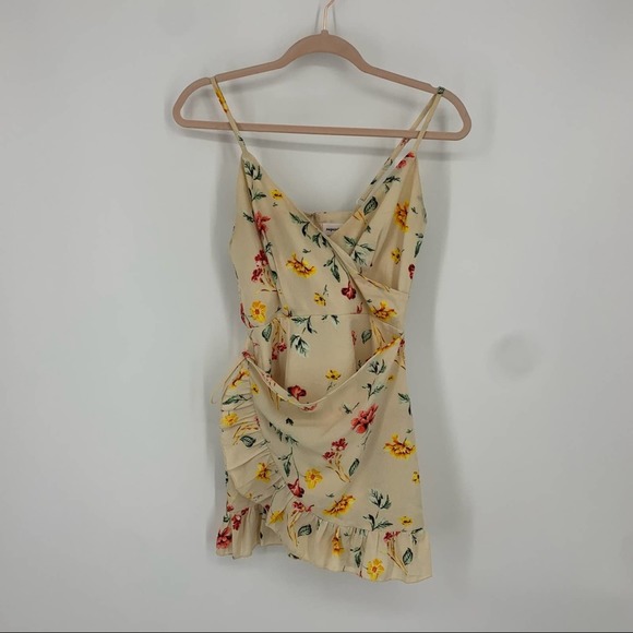 superdown Gianni Ruffle Mini Floral Summer Dress - Picture 4 of 9